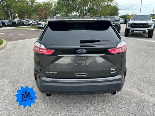 2020 Ford Edge SE