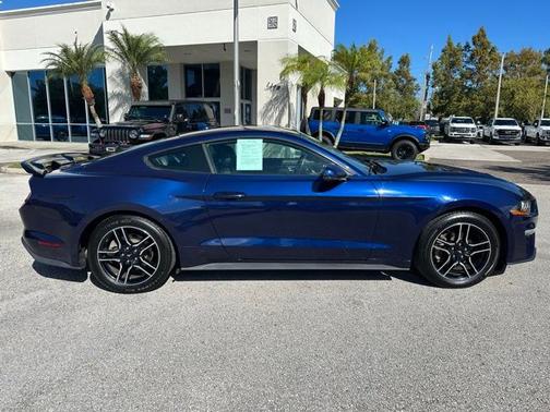 2020 Ford Mustang ECOBOOST PREMIUM