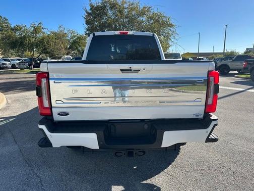 2024 Ford F-250 PLATINUM