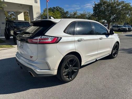 2019 Ford Edge ST
