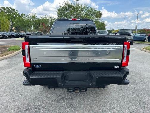 2024 Ford F-350 PLATINUM