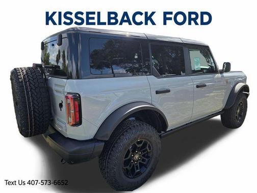 Avalanche Gray 2026 Ford Bronco Badlands