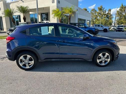 2017 Honda HR-V LX