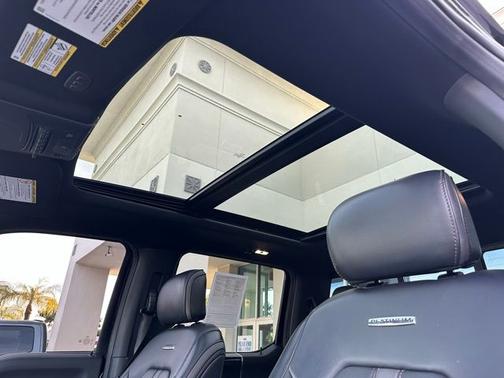 2022 Ford F-250 PLATINUM