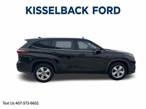 Opulent Amber 2020 Toyota Highlander L