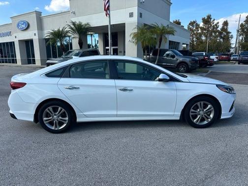 2018 Hyundai SONATA SEL