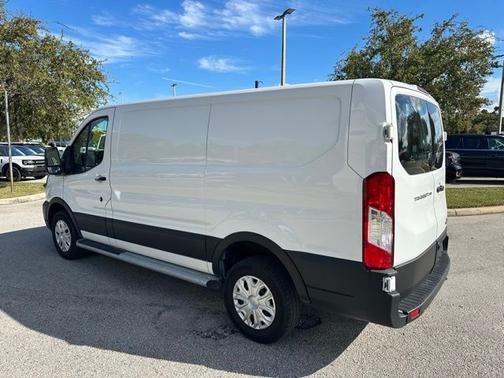 2024 Ford Transit-250 BASE