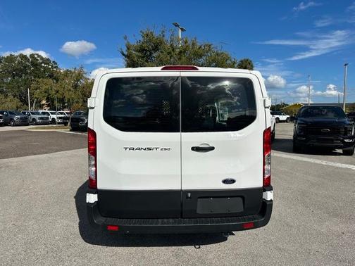 2024 Ford Transit-250 BASE
