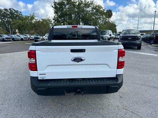 2024 Ford Maverick XL