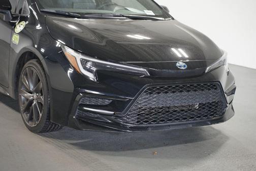 2025 Toyota Corolla Hybrid SE