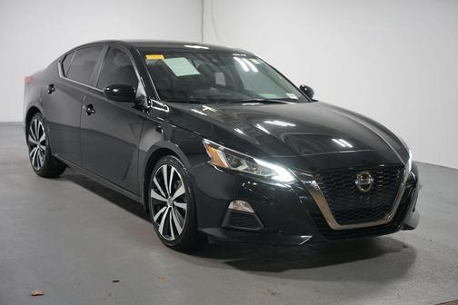 2020 Nissan Altima SR FWD