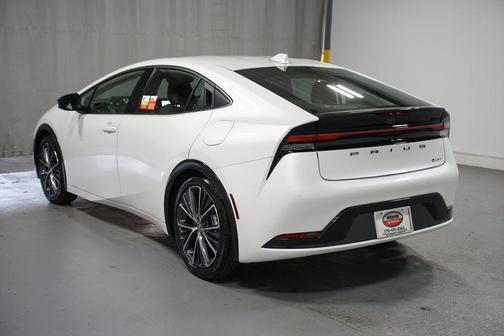 2025 Toyota Prius XLE