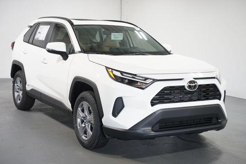 2025 Toyota RAV4 Hybrid XLE