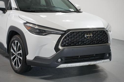 2022 Toyota Corolla Cross XLE