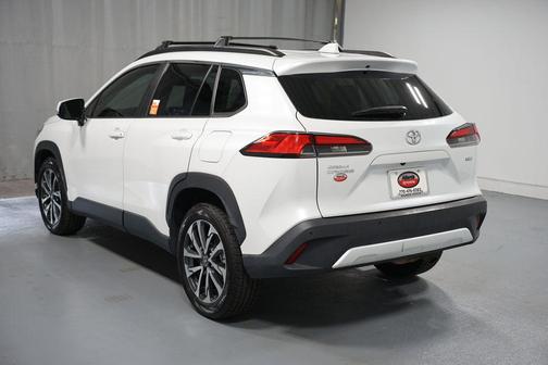 2022 Toyota Corolla Cross XLE
