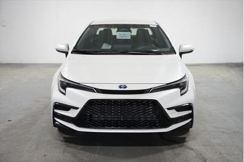 2025 Toyota Corolla Hybrid SE