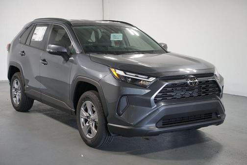 2025 Toyota RAV4 Hybrid SE