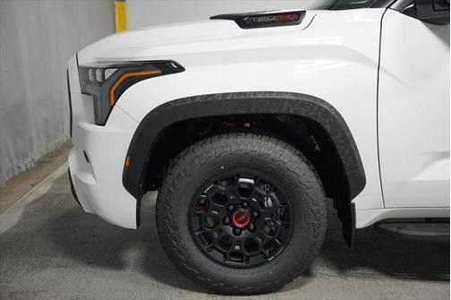 2025 Toyota Sequoia Base