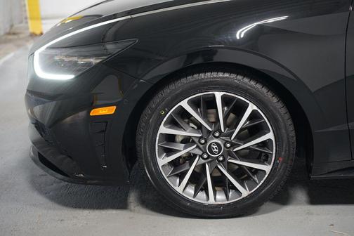 2021 Hyundai SONATA Limited