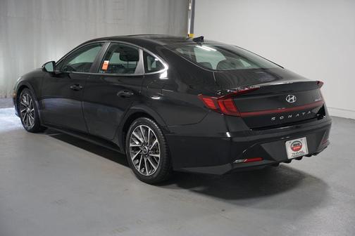 2021 Hyundai SONATA Limited