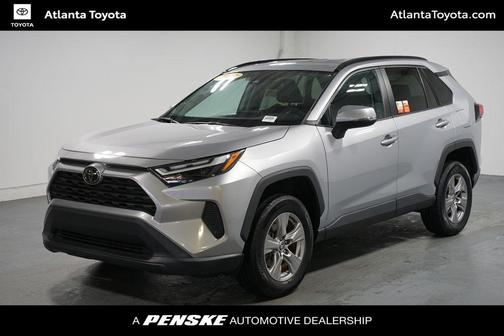 2022 Toyota RAV4 XLE