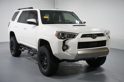 2022 Toyota 4Runner TRD Off Road