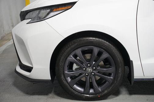 2026 Toyota Sienna XSE 7 Passenger