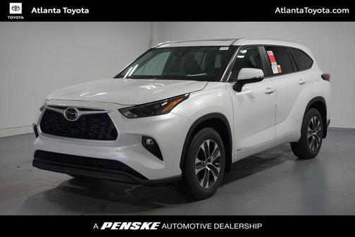 2025 Toyota Highlander Hybrid XLE