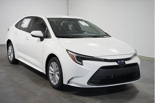 2025 Toyota Corolla Hybrid LE