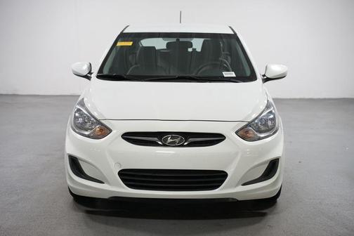 2013 Hyundai Accent GS