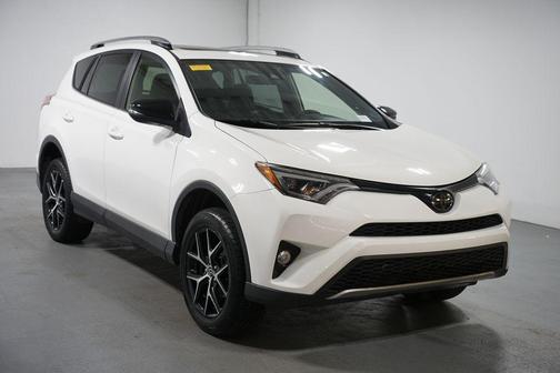 2018 Toyota RAV4 SE