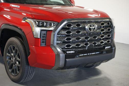 2026 Toyota Tundra Hybrid Platinum