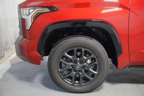 2026 Toyota Tundra Hybrid Platinum