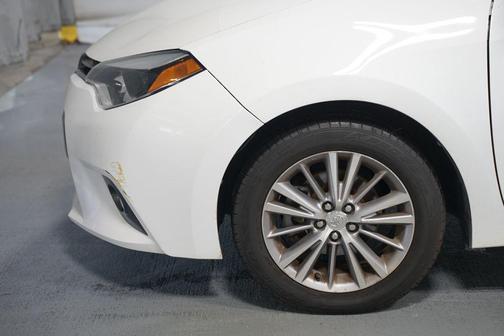 2015 Toyota Corolla LE Plus