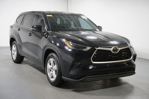 2022 Toyota Highlander L