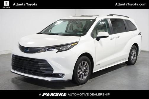 2021 Toyota Sienna XLE 7 Passenger