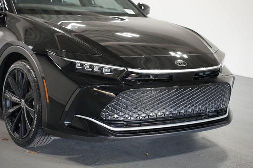 2025 Toyota Crown Nightshade Edition