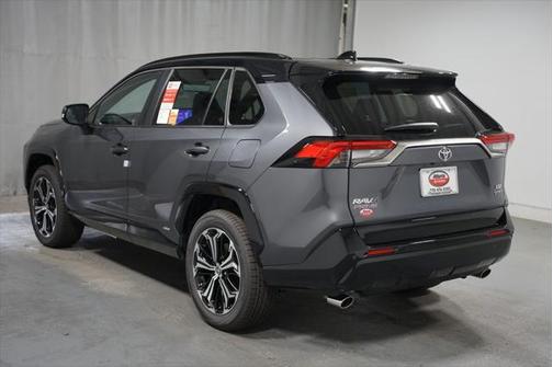 2025 Toyota RAV4 Hybrid SE