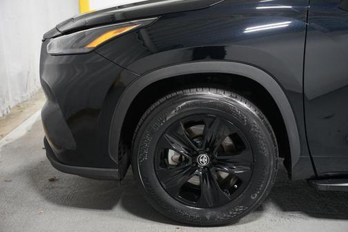 2024 Toyota Highlander Hybrid XLE