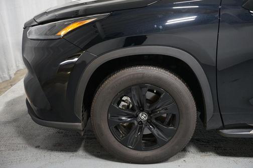 2024 Toyota Highlander Hybrid XLE