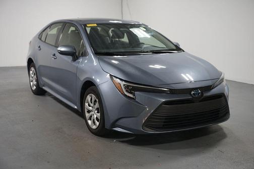 2024 Toyota Corolla Hybrid SE