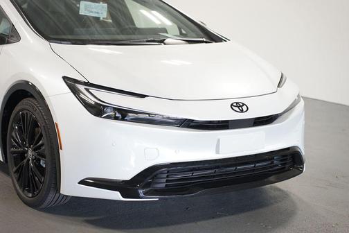 2026 Toyota Prius Plug-In Hybrid 