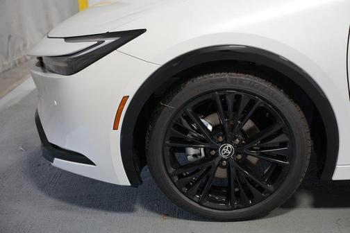 2026 Toyota Prius Plug-In Hybrid 