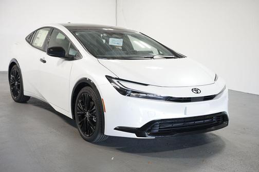 2026 Toyota Prius Plug-In Hybrid 