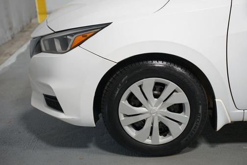 2020 Nissan Versa 1.6 S