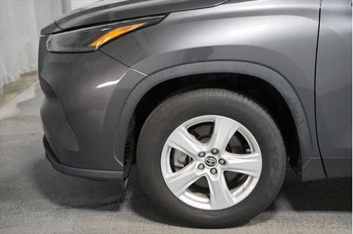 2022 Toyota Highlander L