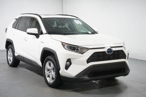2021 Toyota RAV4 Hybrid XLE