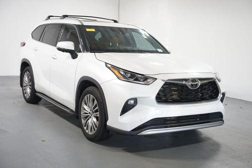 2023 Toyota Highlander Platinum