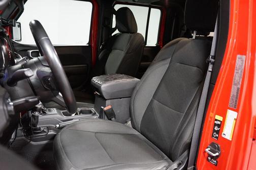 2022 Jeep Gladiator Sport S