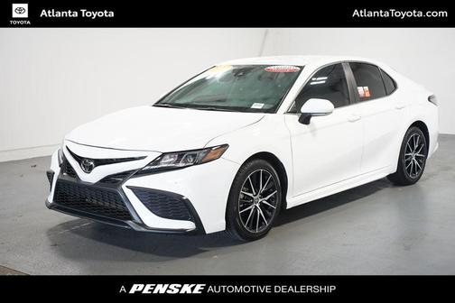 2023 Toyota Camry SE